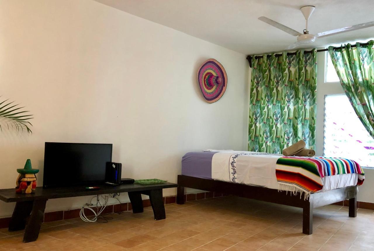 Casa Tropical Hotel Cancun Exterior photo